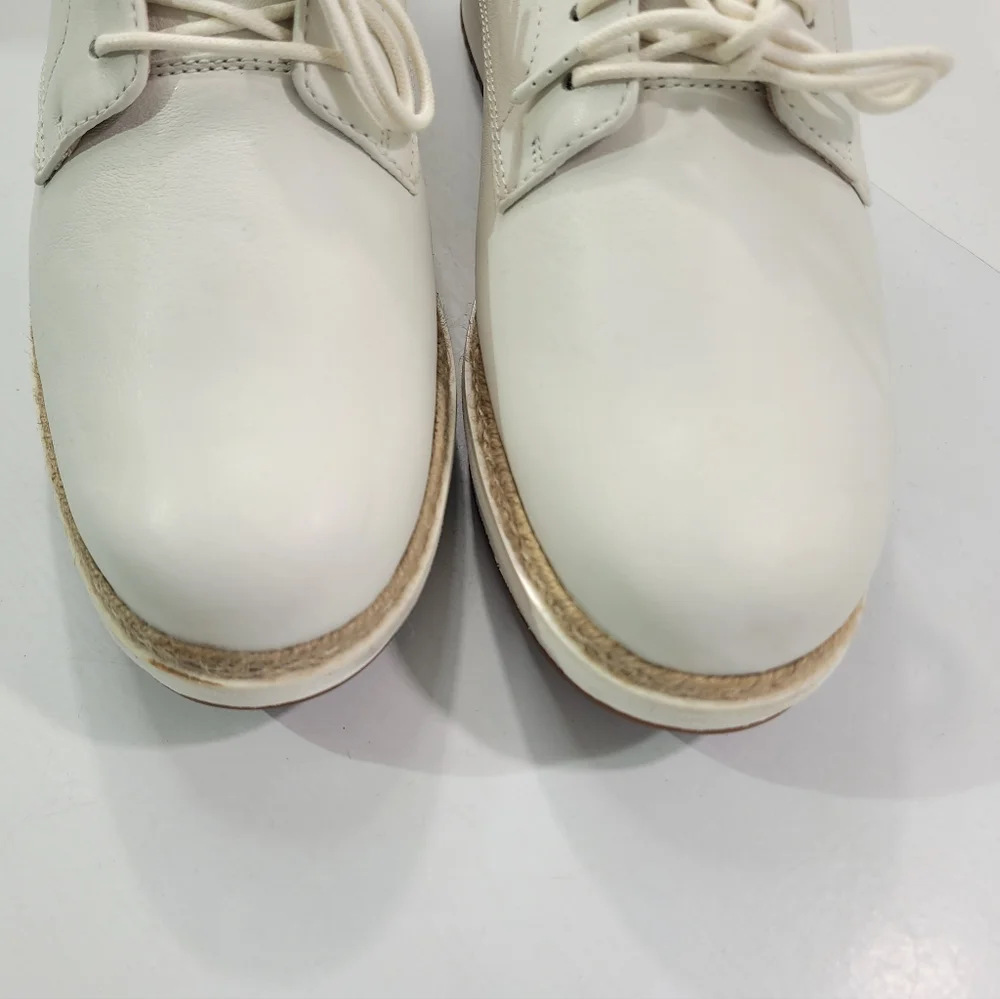 Clarks Cream Leather Platform Oxfords